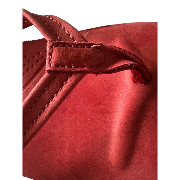 Ugg Womens Red Flip Flops Size 6 - Picture 3 of 6